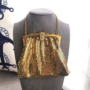 Vintage Whiting Davis small purse